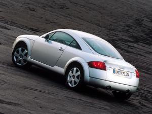 Audi TT Coupe 1998 года  (WW)